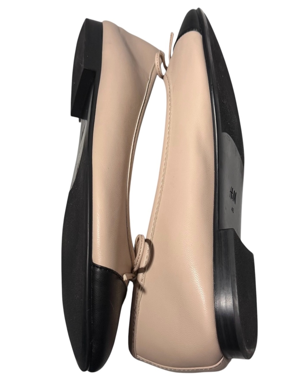 H&M Ballet Flats 9 Bow Cream w/ Black Toes Loafers - Picture 4 of 8